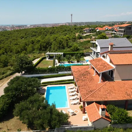 Hacienda Sanchi With Private Pool Holiday home Zadar